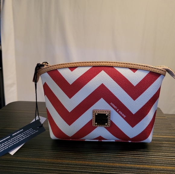 Dooney & Bourke Handbags - DOONEY & BOURKE RED & WHITE CHEVRON PATTERN COSMETIC BAG OR SMALL CLUTCH NWT